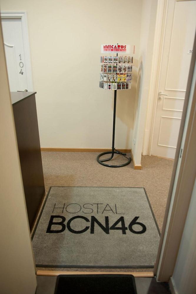 Hostal Bcn 46 Barcelona Exterior photo